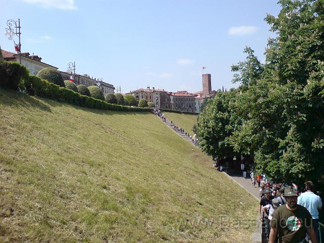 Adunata Alpini BAssano 2008 MK-369.JPG